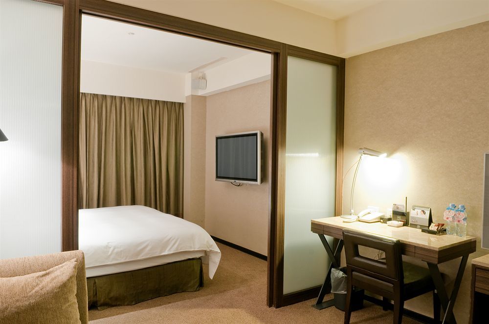 The Tango Hotel Taipei Linsen Екстер'єр фото