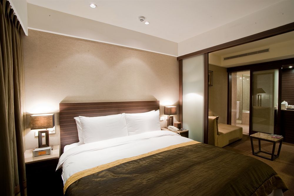The Tango Hotel Taipei Linsen Екстер'єр фото